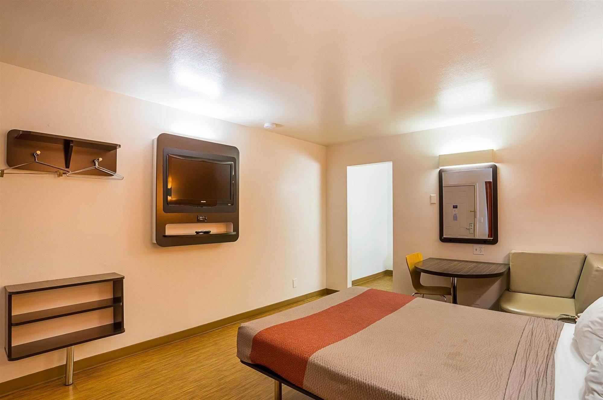 Guest House เอลเลนเบิร์ก ภายนอก รูปภาพ