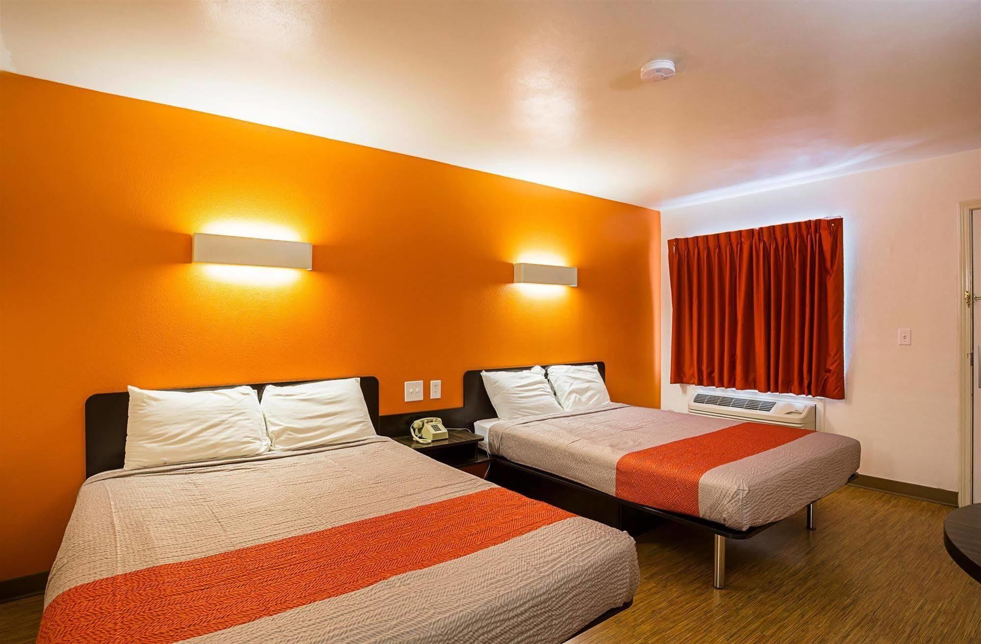 Guest House เอลเลนเบิร์ก ภายนอก รูปภาพ
